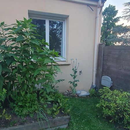 Gite Calme #2 Ou 3 Pers #Piscine #Cholet #Wifi Haut Debit #Travailleurs Thales Lacroix Et Autres Entreprises #Petits Dejeuners Et Repas Possibles Sur Demande Le May-sur-Evre Exterior foto